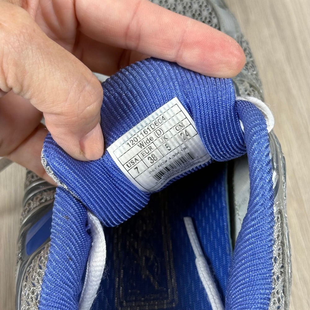 Brooks Ariel Silver Blue White Running Shoes Womens 7 Wide D 1201161D604 Sneaker - Picture 5 of 5